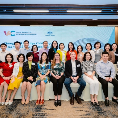Trung tâm Việt-Úc chia sẻ kiến thức lãnh đạo chiến lược khu vực công và quốc tế