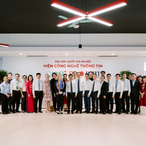 Đại học Quốc gia Hà Nội và RMIT thúc đẩy hợp tác khoa học