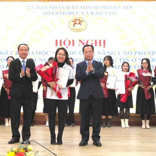 56 giáo viên Hà Nội hoàn thành khóa bồi dưỡng phương pháp giảng dạy tại Australia