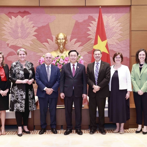 Bang Victoria, Australia ủng hộ việc nối lại chương trình visa nông nghiệp cho nông dân Việt Nam