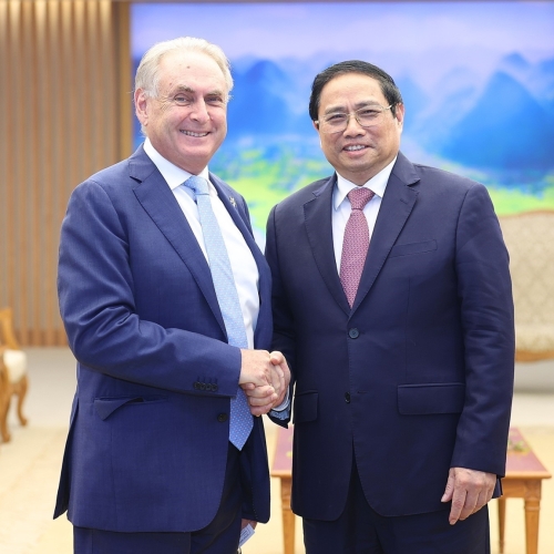 Thủ tướng Phạm Minh Chính tiếp Bộ trưởng Bộ Thương mại và Du lịch Australia Don Farrell 